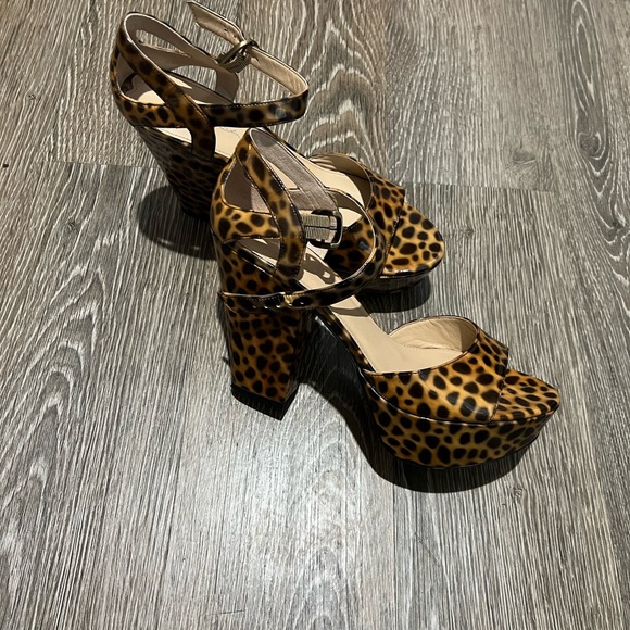 Via Spiga leopard heels patent leather size 9 worn once - Picture 3 of 7